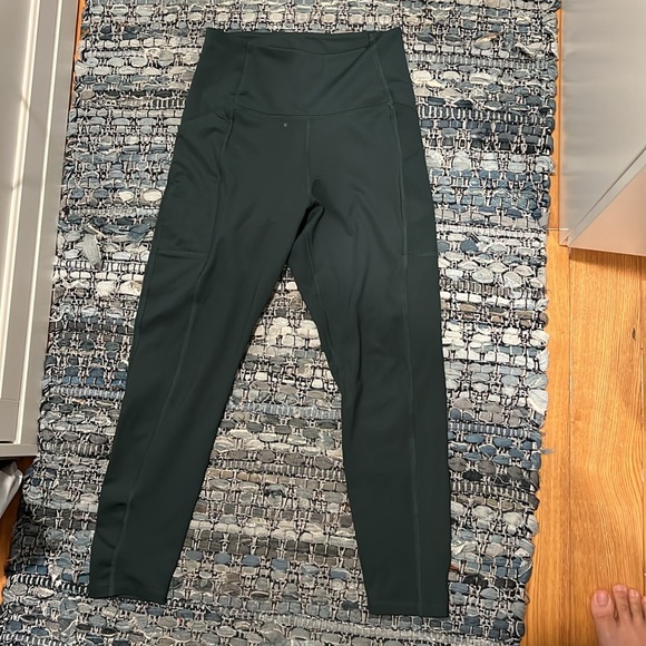 Girlfriend collective moss compressive pocket legging - Picture 2 of 4